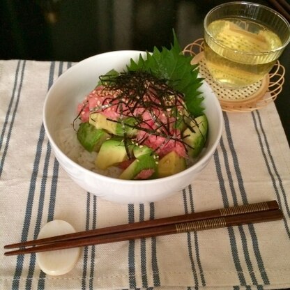 火を使わずすぐに出来上がるのは嬉しいですね♪ 味もとても美味しくてごちそうの夕飯になりました( ´∀｀)